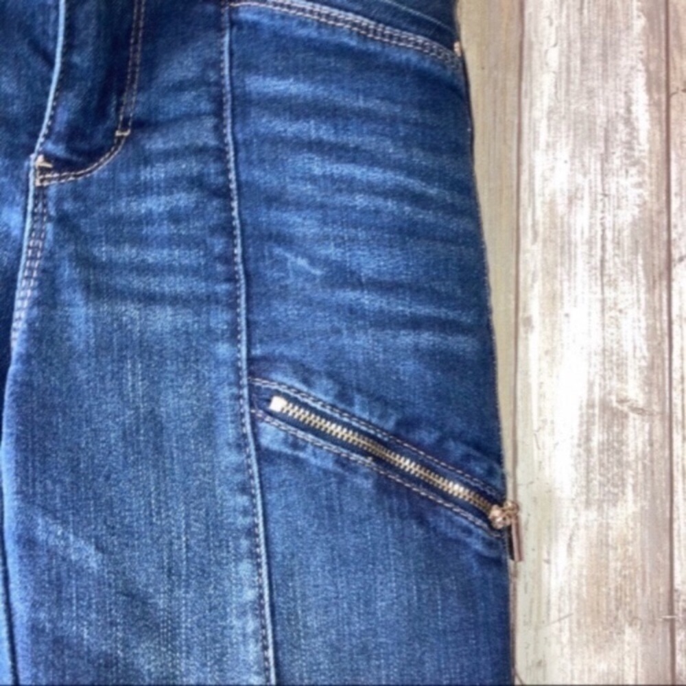 White House Black Market The Skinny Ankle Jeans - Picture 6 of 6